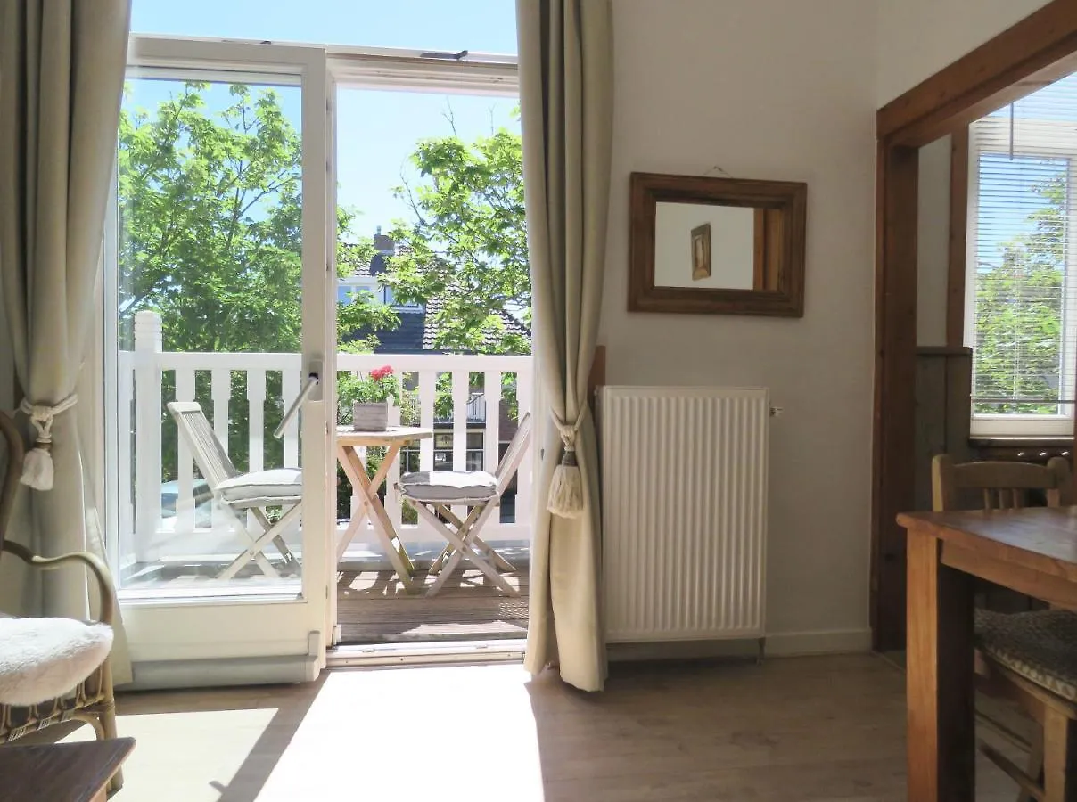 Sea Shell With Balcony Close To The Beach, City Centre And Dunes Zandvoort